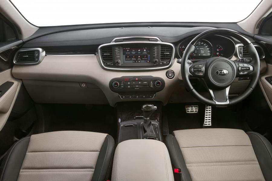  Kia Sorento 2015 года  (AU) (фото 11 из 24)